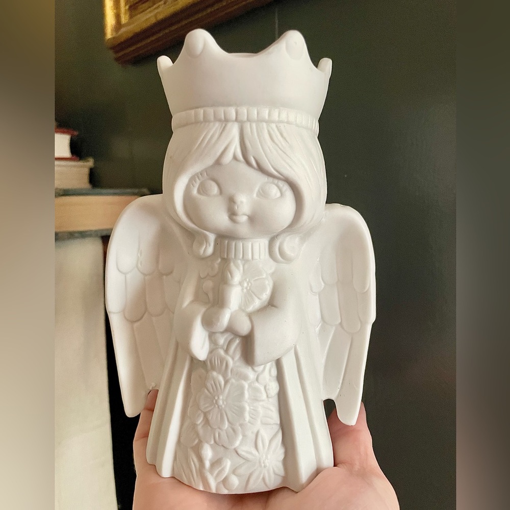 Vintage 1982 Noel Angel Porcelain Candle Holder Christmas Holiday